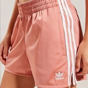 Adidas - Pink Shorts 3 Stripes (S)
